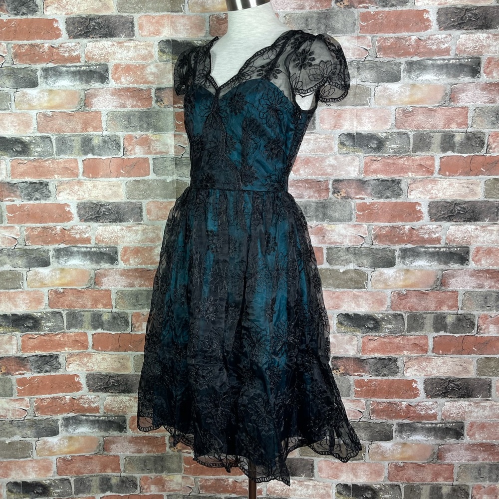 Voodoo Vixen Retro Pin Up 50s May Teal Lace Overlay Taffeta Dress - Picture 5 of 8